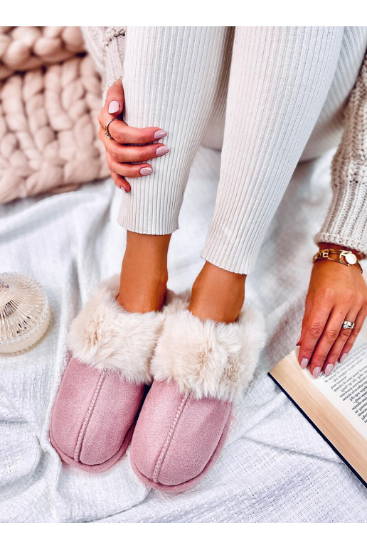 Šlepetės su kailiuku rožinės spalvos... Šlepetės su kailiuku rožinės spalvos...