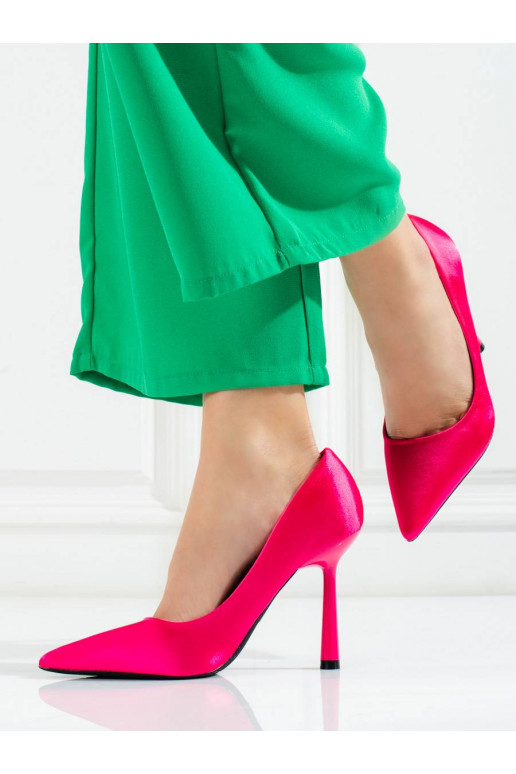 aukštakulniai batelia rožinės spalvos... aukštakulniai batelia rožinės spalvos...