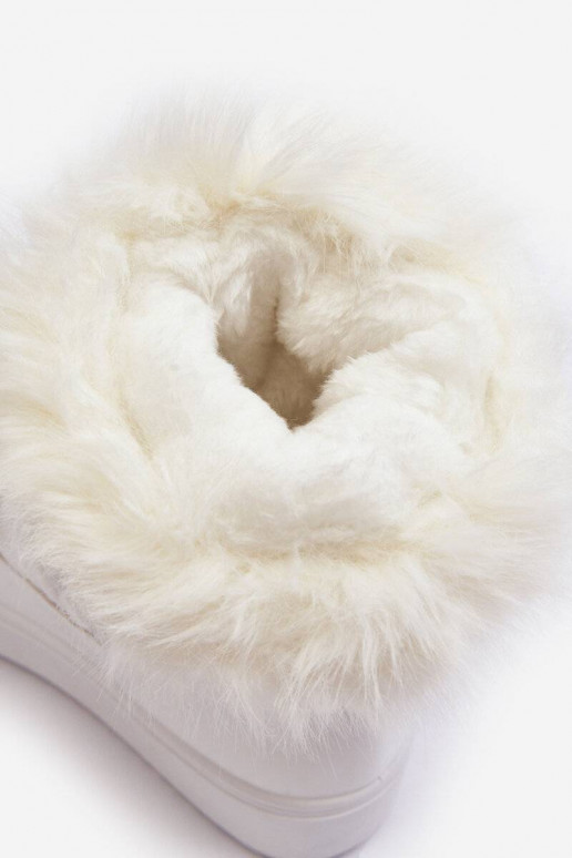 Sniego batai su raišteliais baltos... Sniego batai su raišteliais baltos...