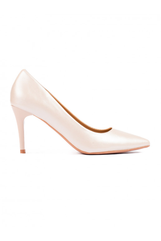 Aukštakulniai bateliai su plonu kulniuku