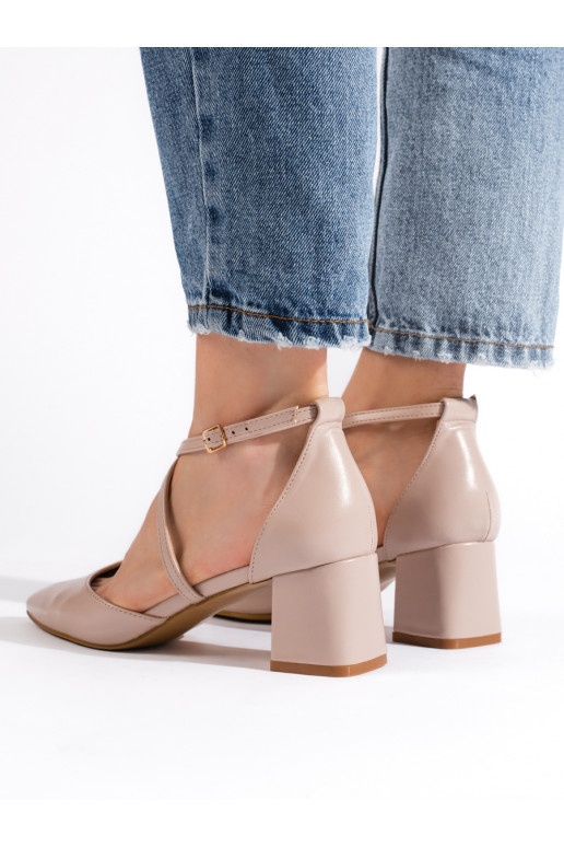 smėlio spalvos sandalai  