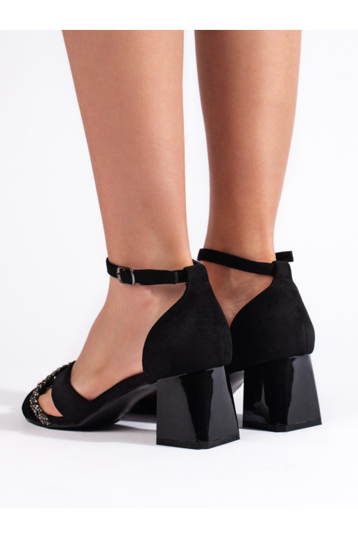 iš zomšos sandalai  juodos spalvos iš zomšos sandalai  juodos spalvos