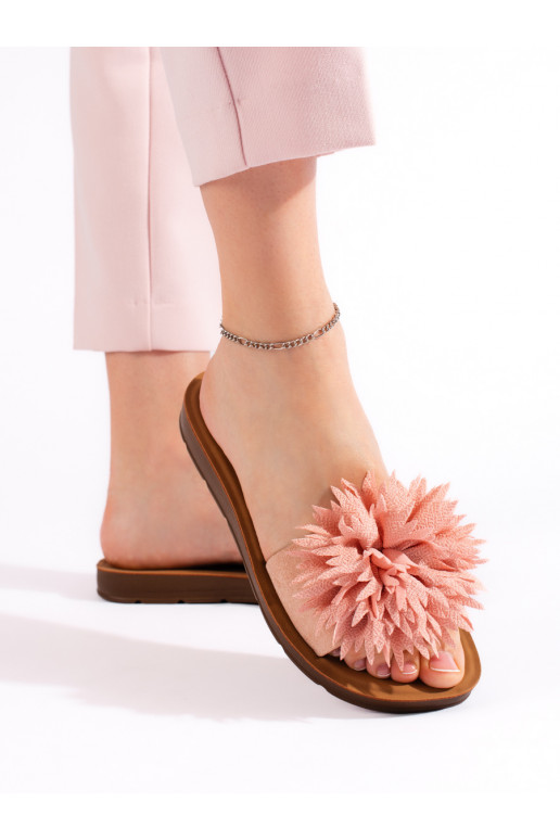 rožinės spalvos Šlepetės   z su gėlytėmisem