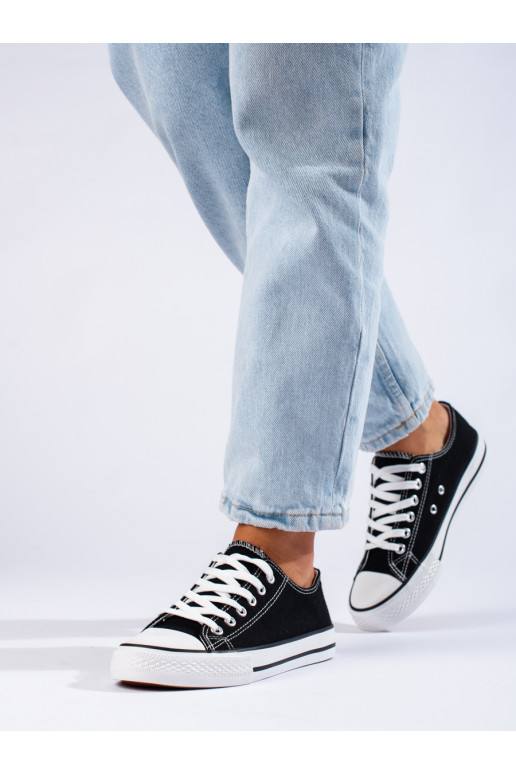 Moteriški batai  juodos spalvos