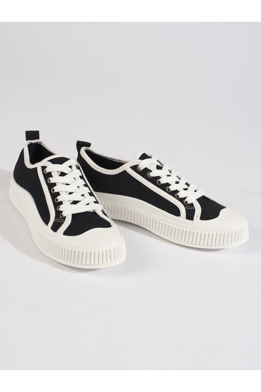 Juodos spalvos klasikinio modelio moteriški sportbačiai su platforma Juodos spalvos klasikinio modelio moteriški sportbačiai su platforma