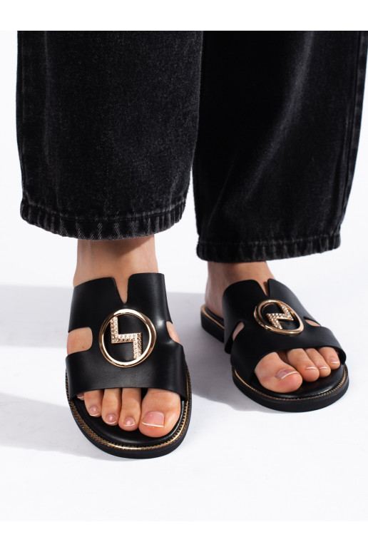 Juodos spalvos  Šlepetės  su aukso spalvos detalėmis