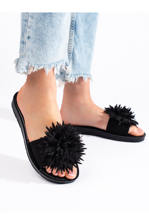 Juodos spalvos Šlepetės   z su gėlytėmisem Juodos spalvos Šlepetės   z su gėlytėmisem