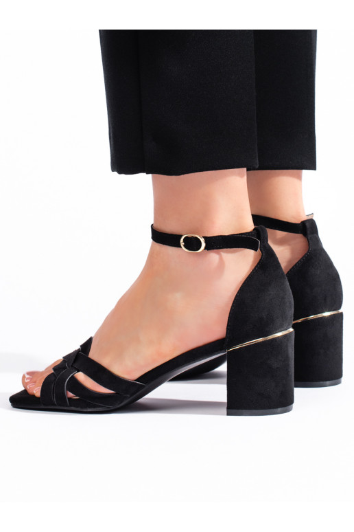 iš zomšos juodos spalvos sandalai  iš zomšos juodos spalvos sandalai