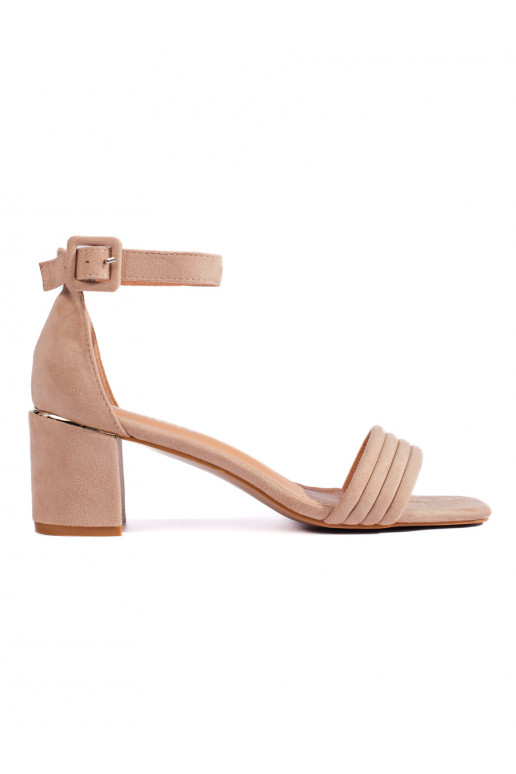 iš zomšos  sandalai ant kulno iš zomšos  sandalai ant kulno