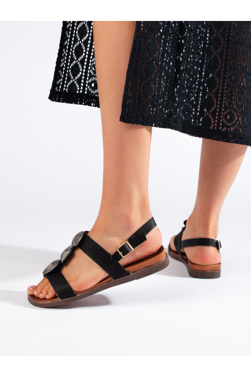  juodos spalvos  sandalai 