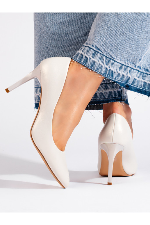  aukštakulniai baltos spalvos Sergio Leone