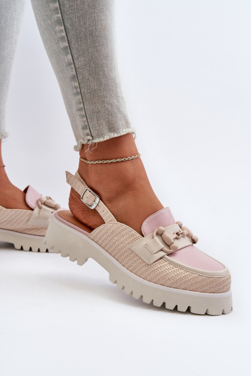 Moteriškos basutės su plačiais... Moteriškos basutės su plačiais...