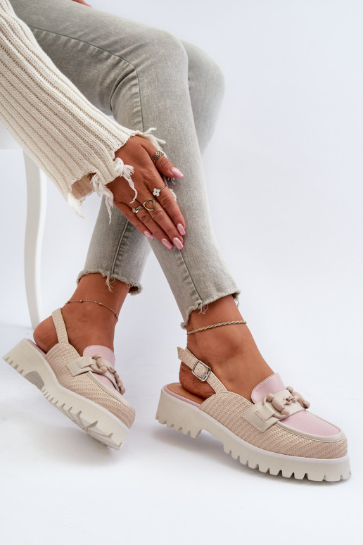 Moteriškos basutės su plačiais... Moteriškos basutės su plačiais...