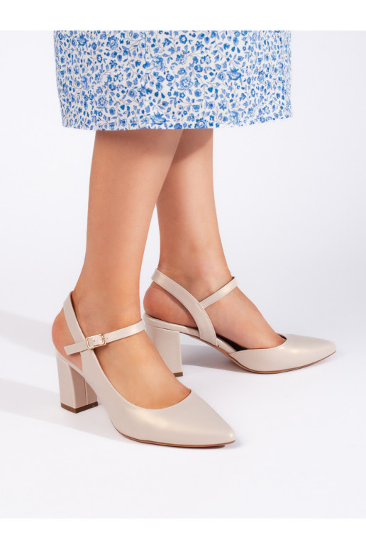   aukštakulniai  Sergio Leone