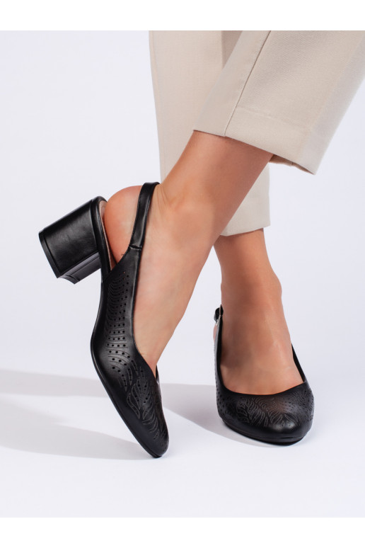 su aužūro elementais juodos spalvos aukštakulniai ant kulno Sergio Leone su aužūro elementais juodos spalvos aukštakulniai ant kulno Sergio Leone