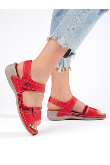 raudonos spalvos sandalai  2