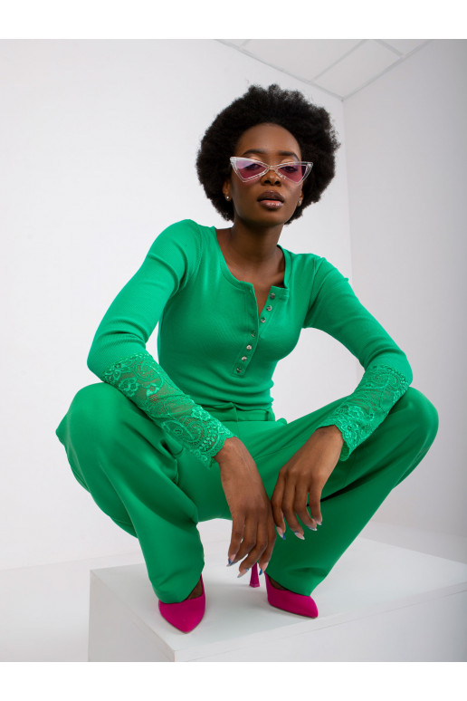 Žalia palaidinė su nėriniais Beatrice... Žalia palaidinė su nėriniais Beatrice...