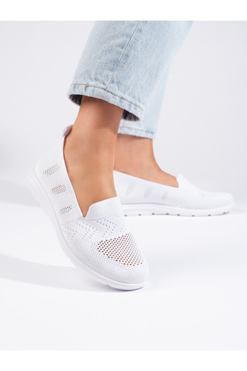 baltos spalvos  slip on