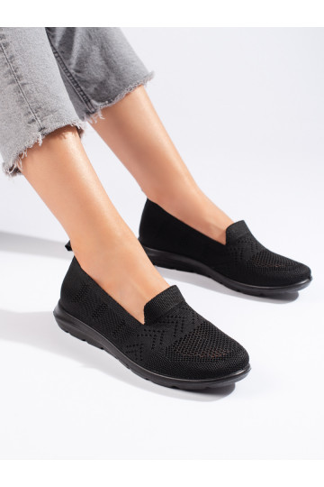 Juodos spalvos  slip on