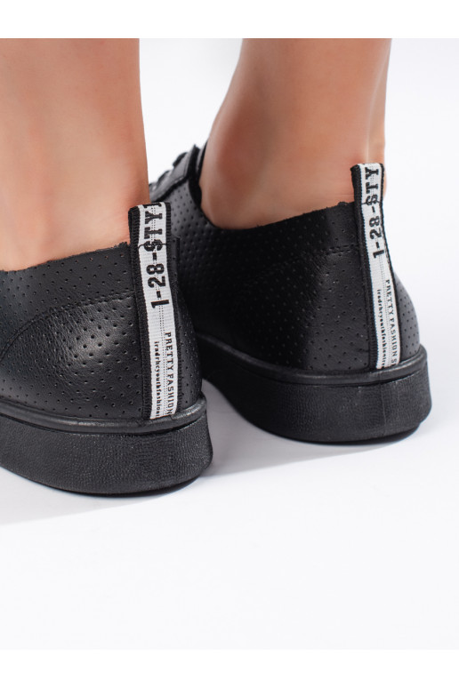 Juodos spalvos   batai