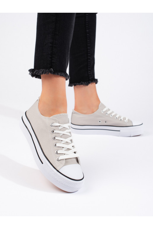   pilkos spalvos batai