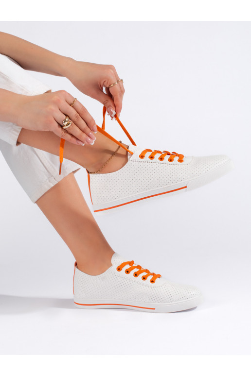 Baltos spalvos klasikinio modelio moteriški sportbačiai 