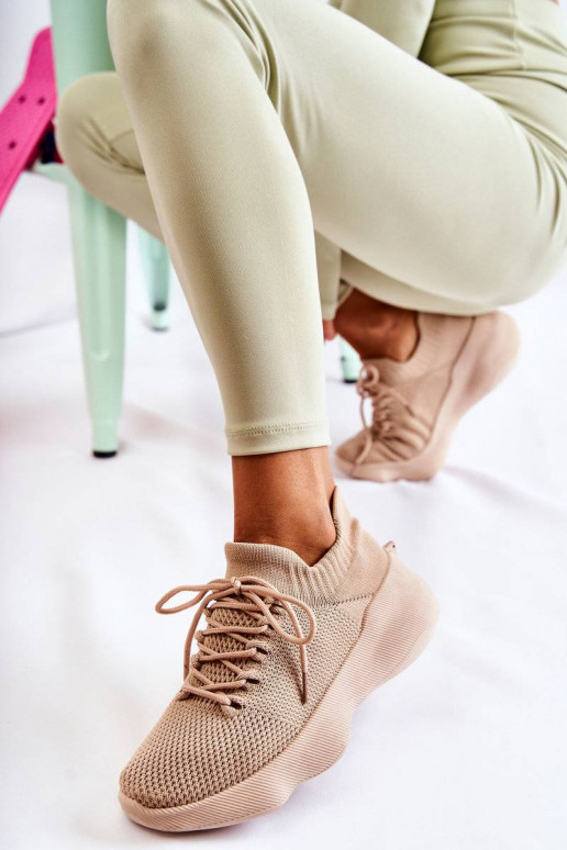 Įsispiriamo modelio sportiniai... Įsispiriamo modelio sportiniai...