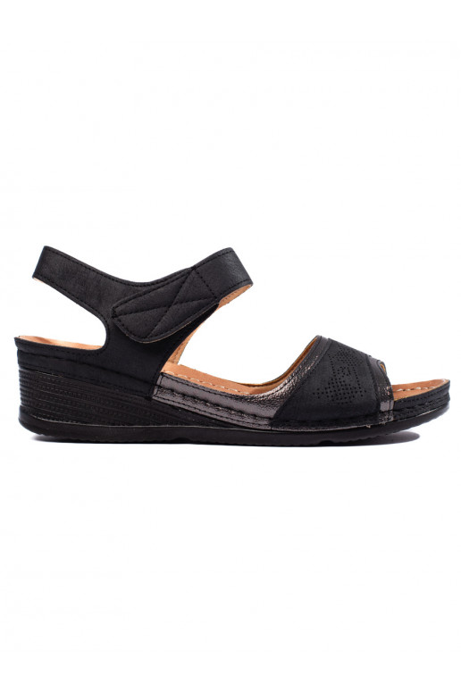 Juodos spalvos sandalai  