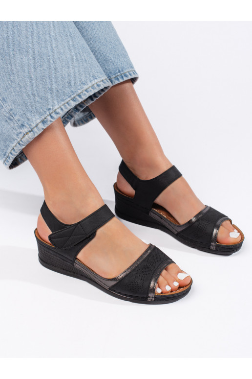 Juodos spalvos sandalai  