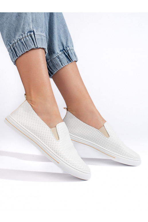 su aužūro elementais Moteriški batai baltos spalvos