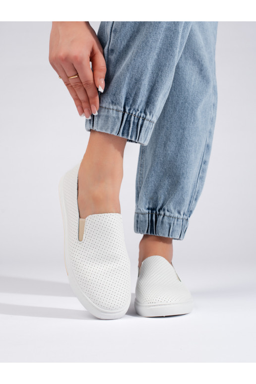 su aužūro elementais Moteriški batai baltos spalvos