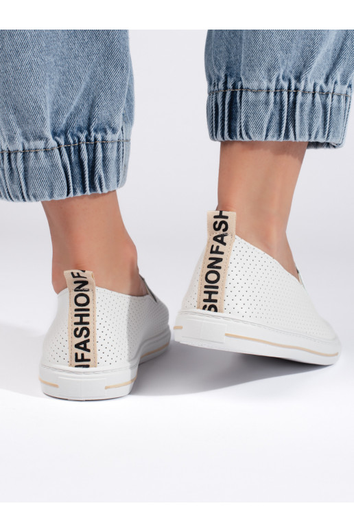 su aužūro elementais Moteriški batai baltos spalvos