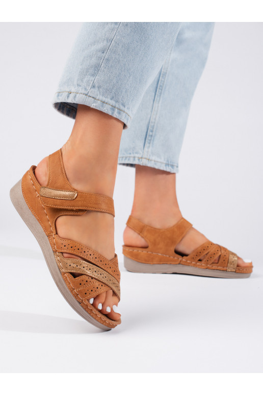  rudos spalvos sandalai 