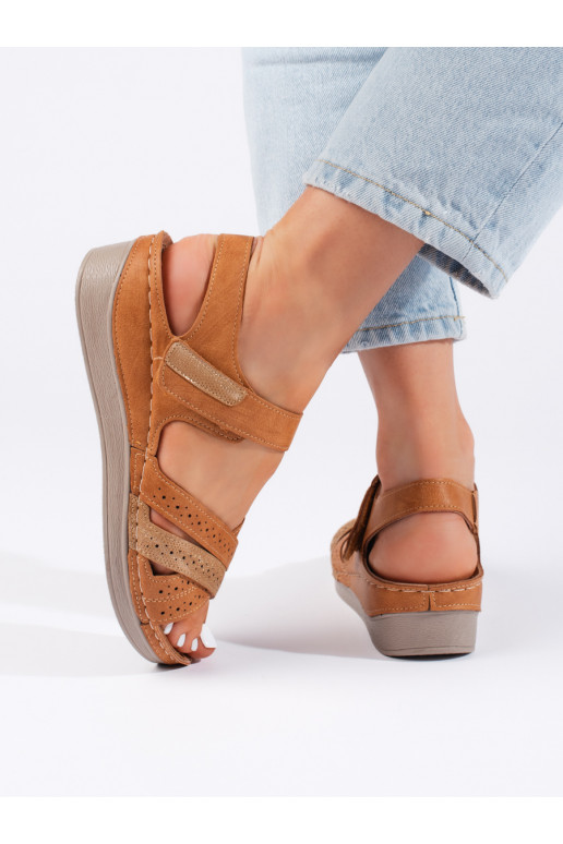  rudos spalvos sandalai 