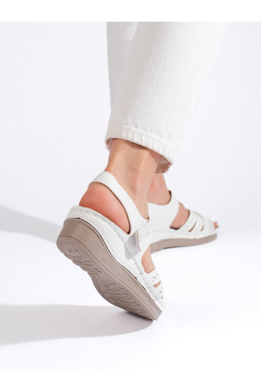 baltos spalvos sandalai   baltos spalvos sandalai