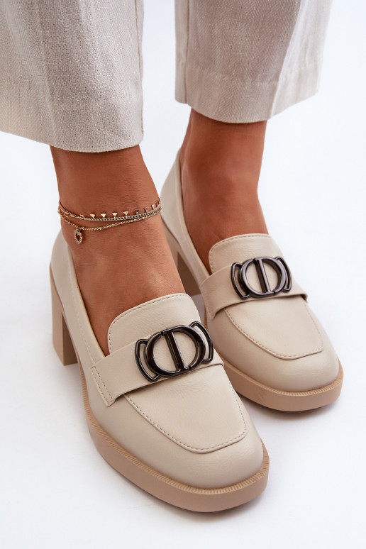 Batai su kulniukais su ornamentais...