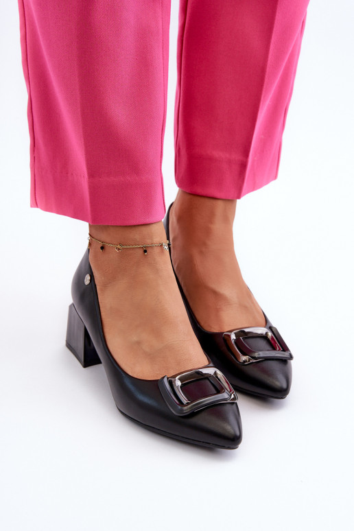 Bateliai su kulniukais su ornamentais... Bateliai su kulniukais su ornamentais...