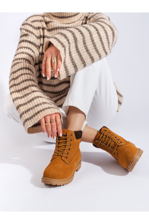 batai   rudos spalvos