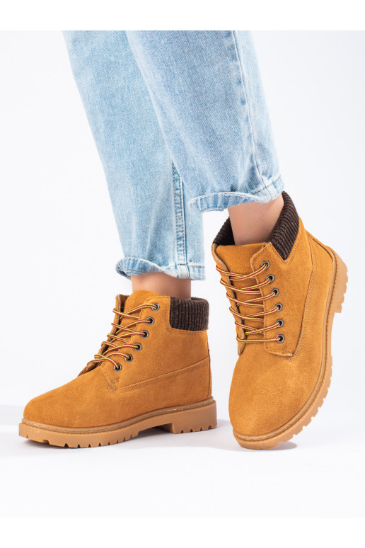 batai   rudos spalvos