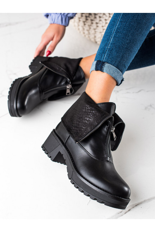 Moteriški aulinukai z wywijaną cholewką Vinceza