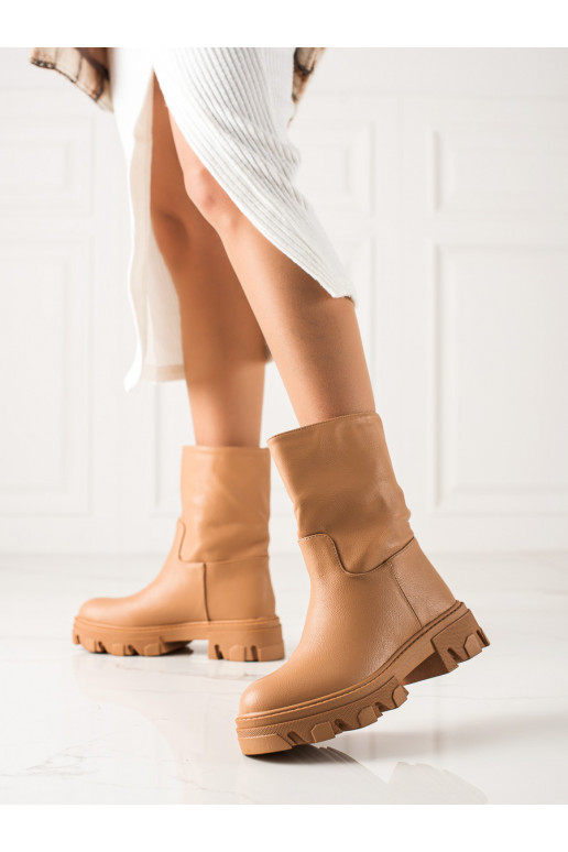 Įsispiriamo modelio  auliniai batai