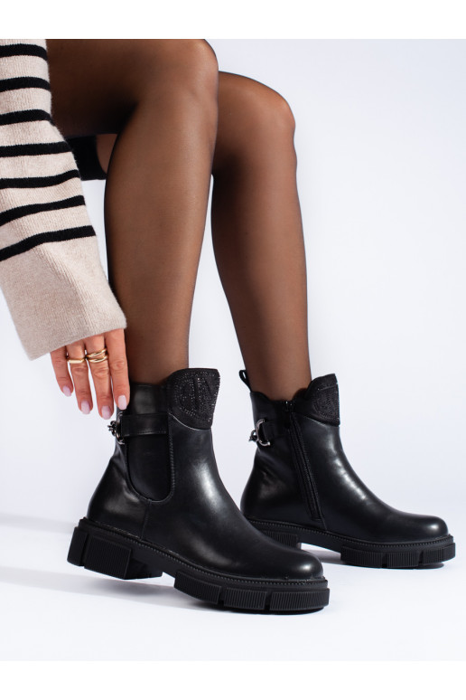 Juodos spalvos su pašiltinimu moteriški batai