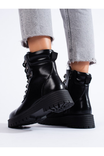 Juodos spalvos  moteriški batai 2