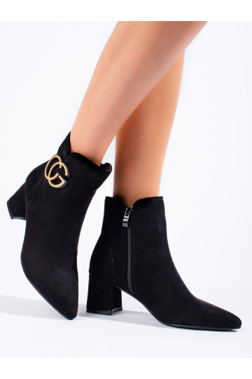 Moteriški aulinukai  iš eko zomšos