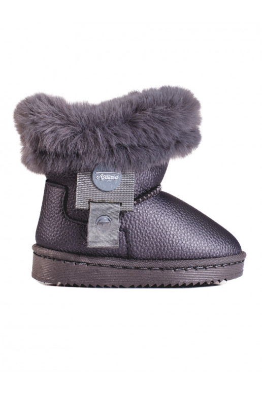 pilkos spalvos  sniego batai  su kailiuku