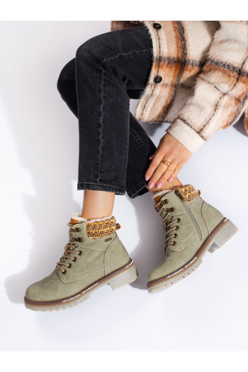 pilkos spalvos aulinukai 2