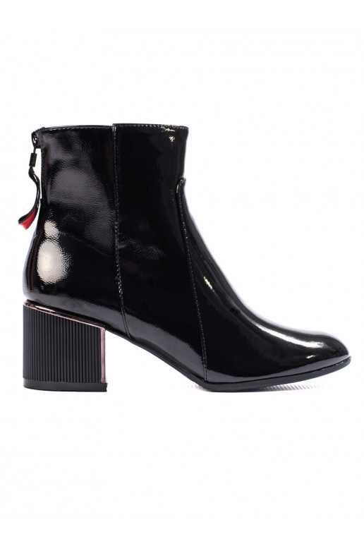 su lako efektu moteriški batai juodos spalvos su lako efektu moteriški batai juodos spalvos