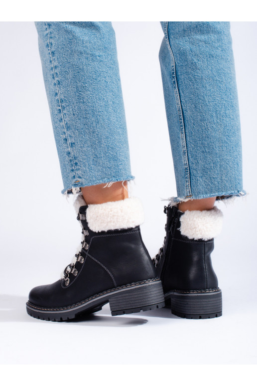 batai  su avikailiu juodos spalvos batai  su avikailiu juodos spalvos