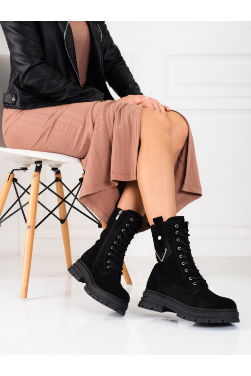  Moteriški batai  juodos spalvos