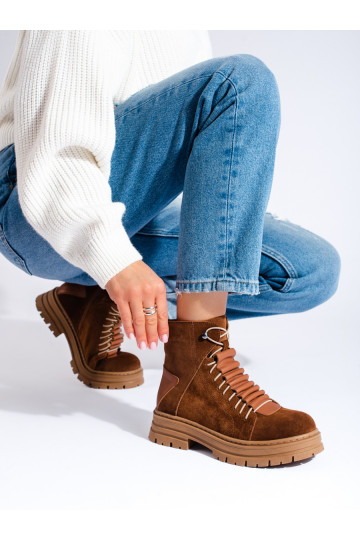 rudos spalvos aulinukai